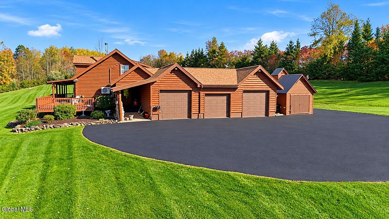 2nd image of 171 Tylutki Road