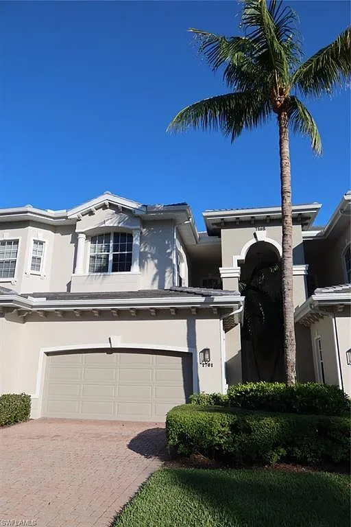 3 bed, 3.0 bath, 2408 sqft, $3,995 — Photo 1