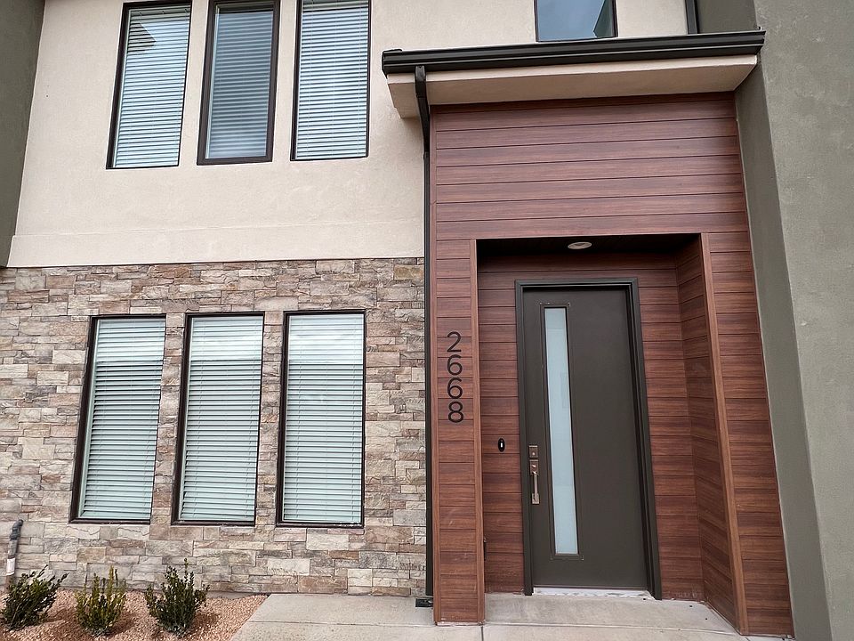 1st image of 2688 Gray Birch Dr
