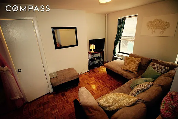 Rented by Compass | media 3