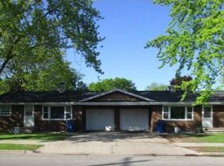 1114 E Airport Rd, Menasha, WI 54952