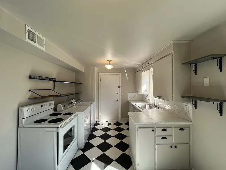4815 W Alpine St — Photo 11