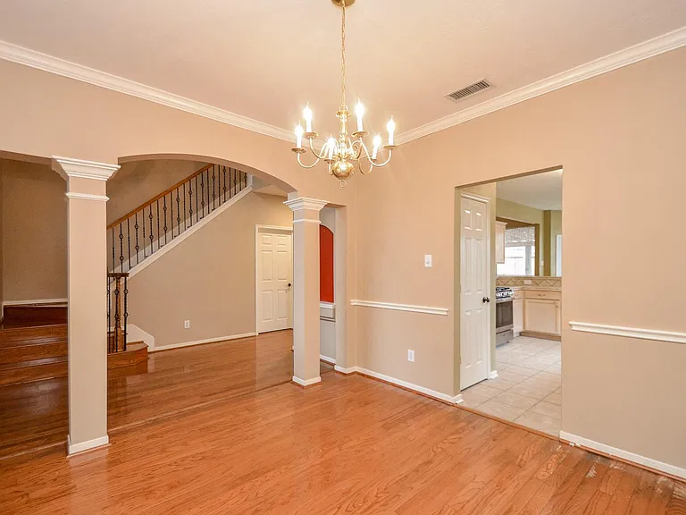 12811 Candace Ct — Photo 6