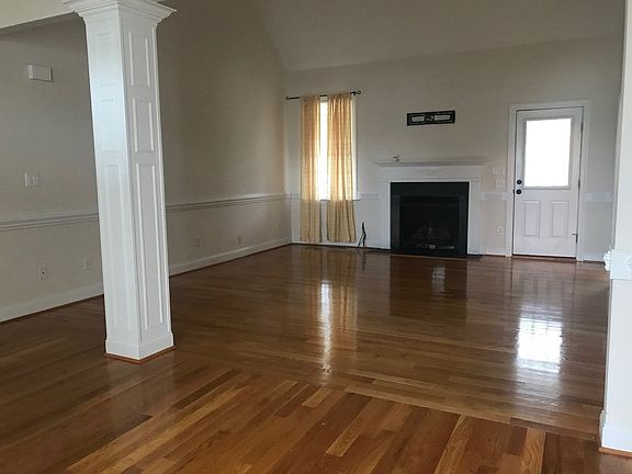 3rd image of 3709 Stonehenge Ln W