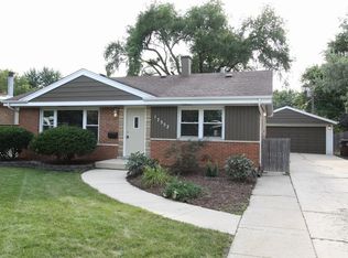 17352 Oconto Ave, Tinley Park, IL 60477