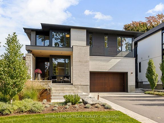 2nd image of 511 Fraser Ave