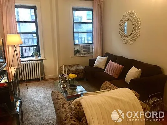 Rented by Oxford Property Group | media 12