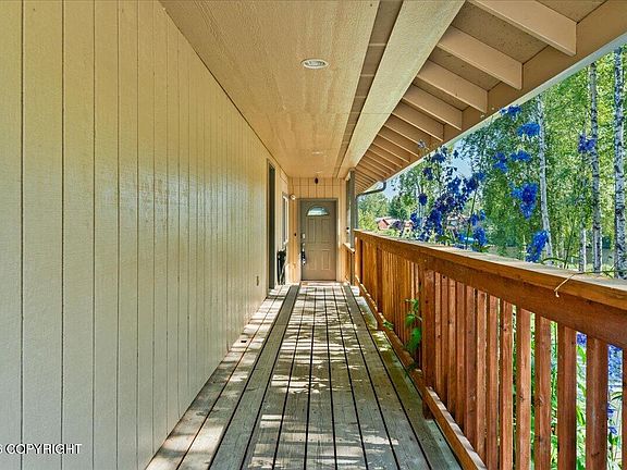3rd image of 3330 S Lake View Loop