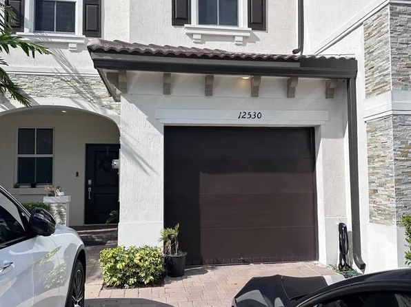 12530 NW 22nd Pl, Miami, FL 33167