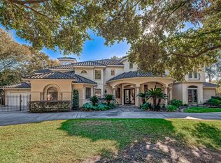 17903 Theiss Park Ln, Spring, TX 77379