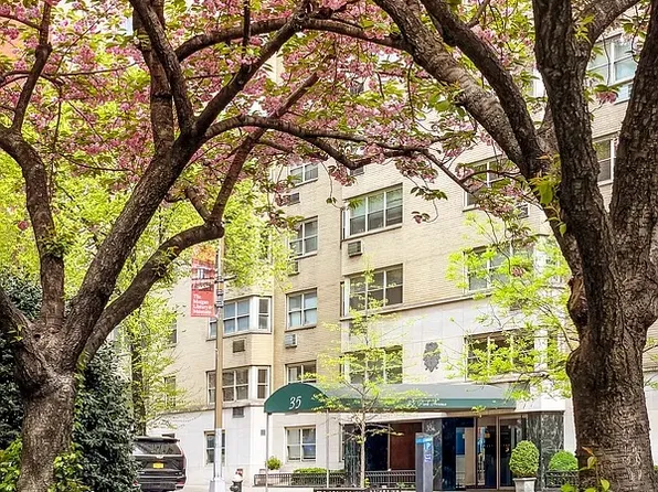 35 Park Avenue 14F image 10 of 11