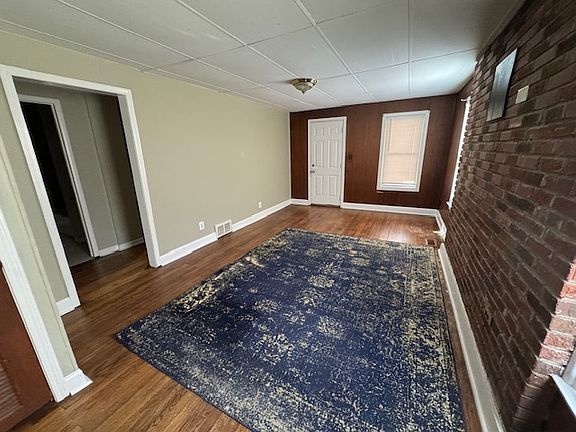 3rd image of 79 E Mahan Ave