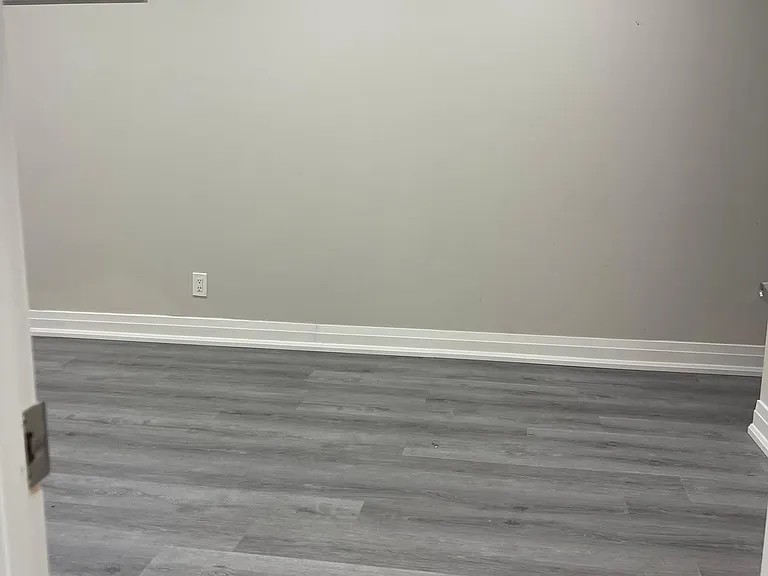 45 Malamute Cres #BASEMENT — Photo 5