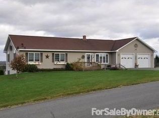 32 Braley Hts, Mapleton, ME 04757