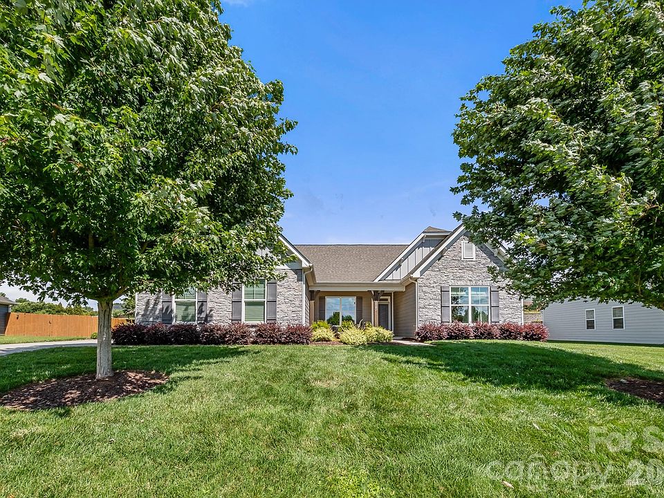 1st image of 115 Morden Loop