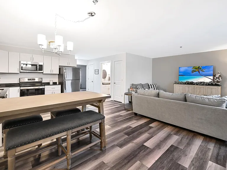 Mt. Nebo Apartments — Photo 5