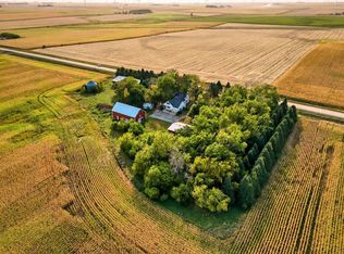 3622 Vine Ave, Hartley, IA 51346
