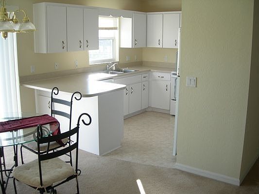 5th image of 6048 Hillside Heights Dr