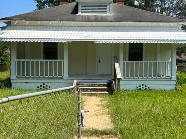 408 4th St, Montgomery, AL 36110