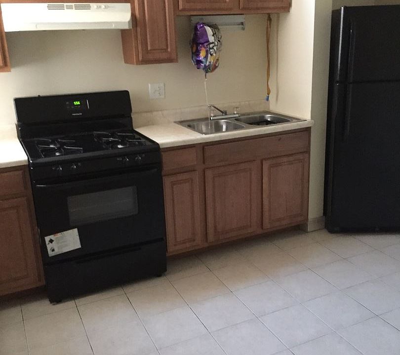 1st image of 7150 S East End Ave APT 2E