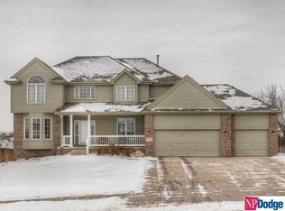 17538 K St, Omaha, NE 68135
