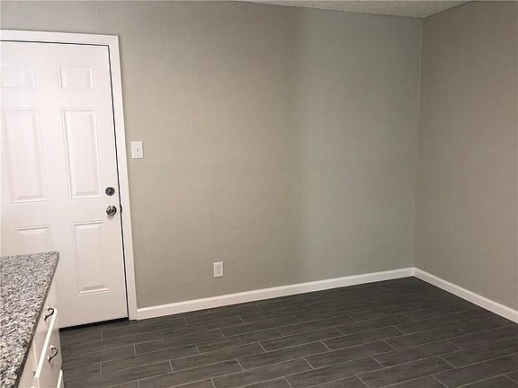 5th image of 816 Renfro Dr