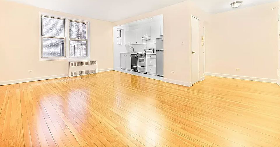 1st image of 200 E 17th St APT 4A