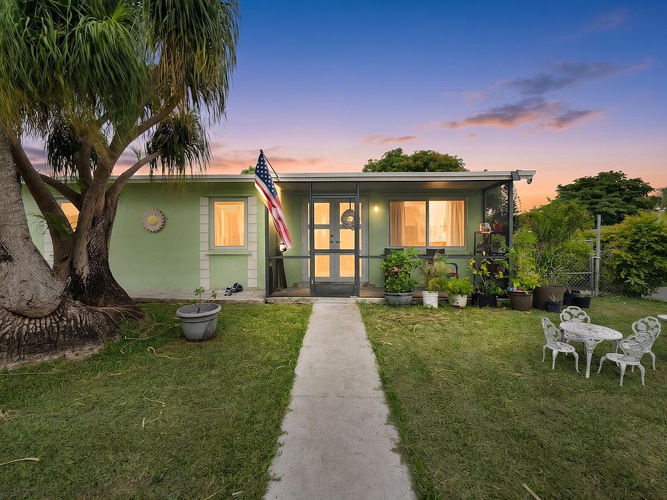1st image of 30702 SW 155th Avenue