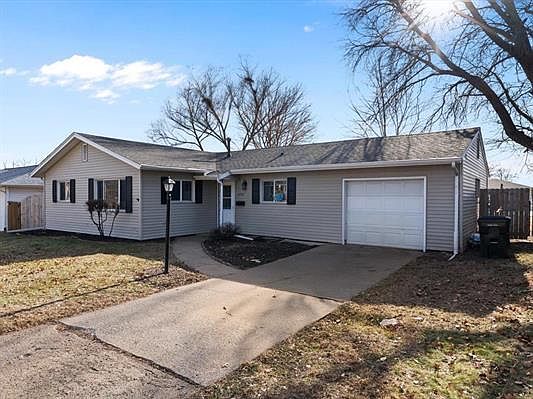 2nd image of 1833 W Kimberly Rd