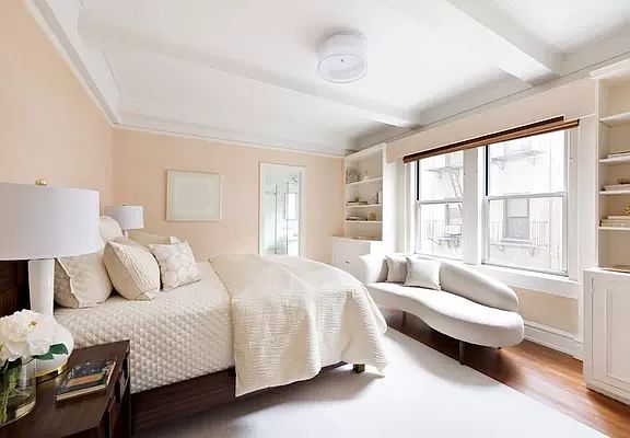 5th image of 125 E 84th St #5C