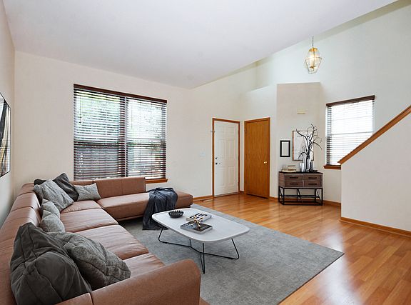 4th image of 1517 Schafer Ave
