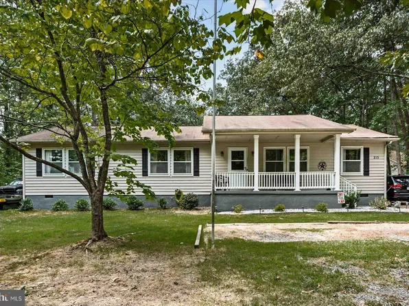 215 Lexington Dr, Ruther Glen, VA 22546