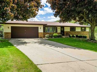 8673 Centaur Dr, Belvidere, IL 61008