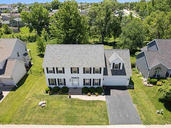 2nd image of 3995 Willowbrook Dr