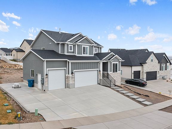 2nd image of 1519 S Lukas Ln