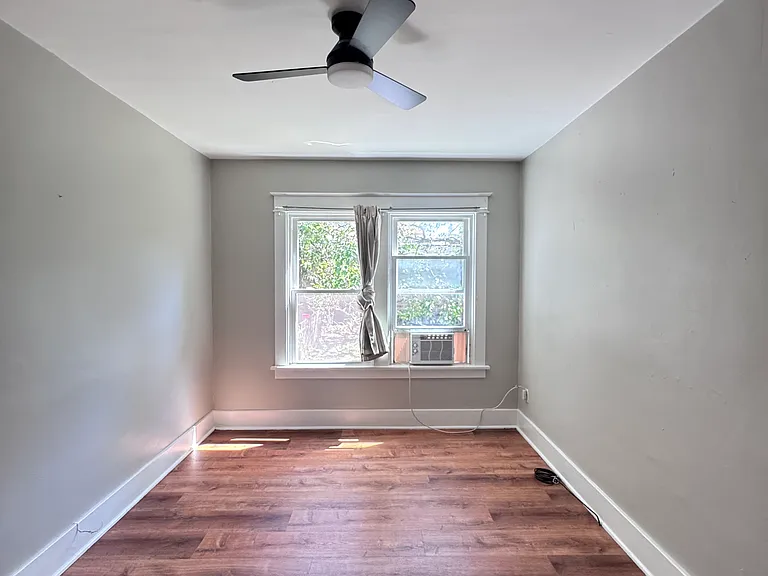 30 Custer St #1 — Photo 10