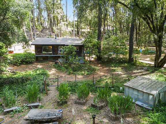 3rd image of 500 Wild Iris Ln
