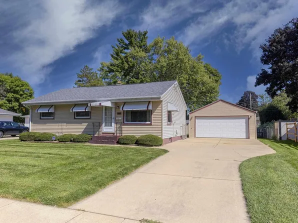 1233 Monterey Lane, Janesville, WI 53546