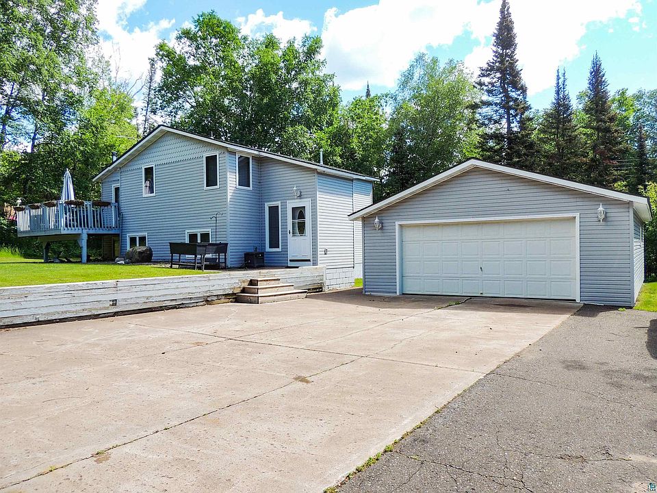 1st image of 214 9th Ave W