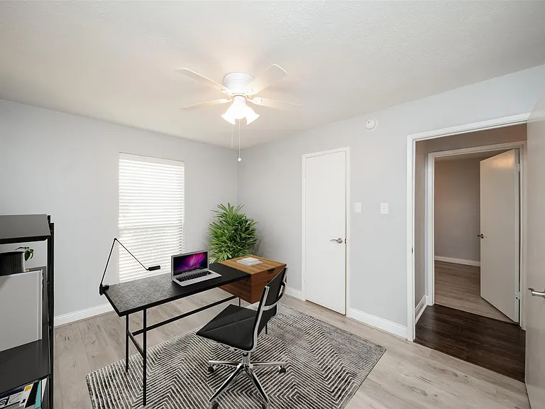 2903 Pepper Wood Dr — Photo 14