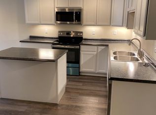84 Brownstone Ln, Morgantown, WV 26505