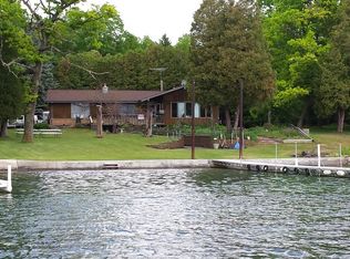 5054 Park Ln, Hartford, WI 53027