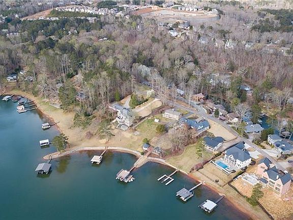 2nd image of 2210 Lower Kemp Dr
