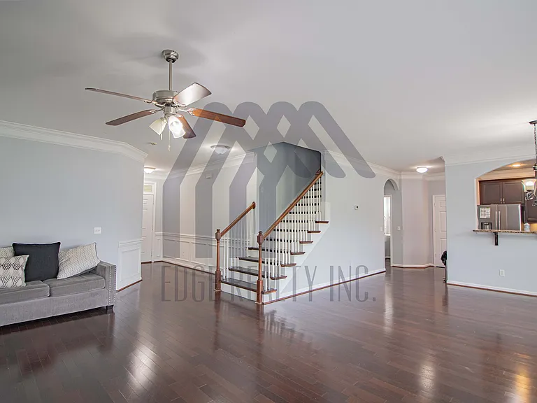 110 Spring Lakes Dr — Photo 6
