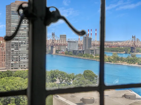 45 Tudor City Place image 4 of 18