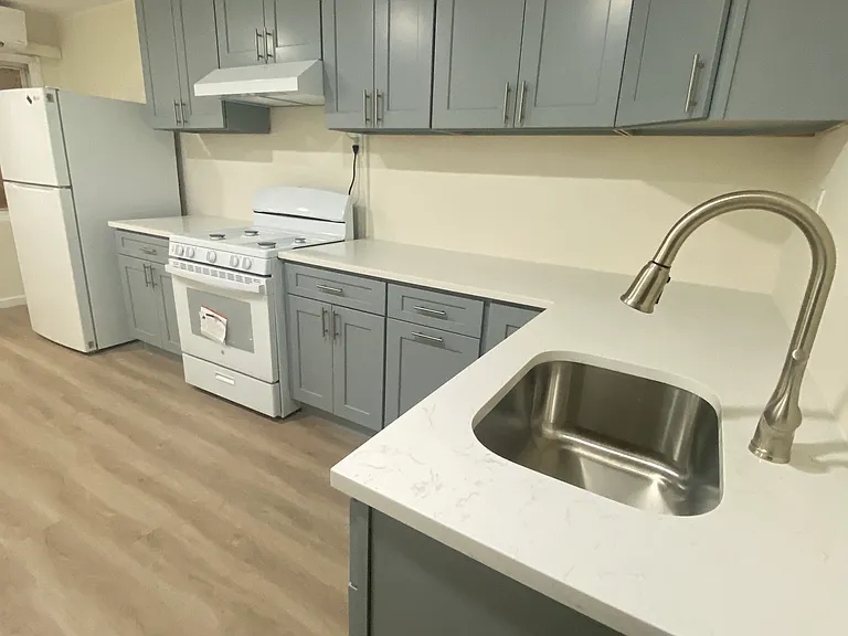 2609 Batchelder St #1 — Photo 1