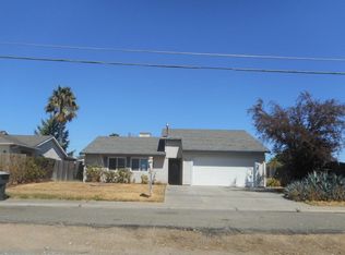 1121 U St, Rio Linda, CA 95673