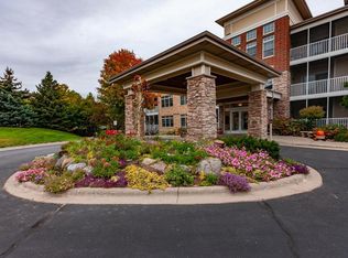 500 Greenhaven Dr APT 202, Burnsville, MN 55306