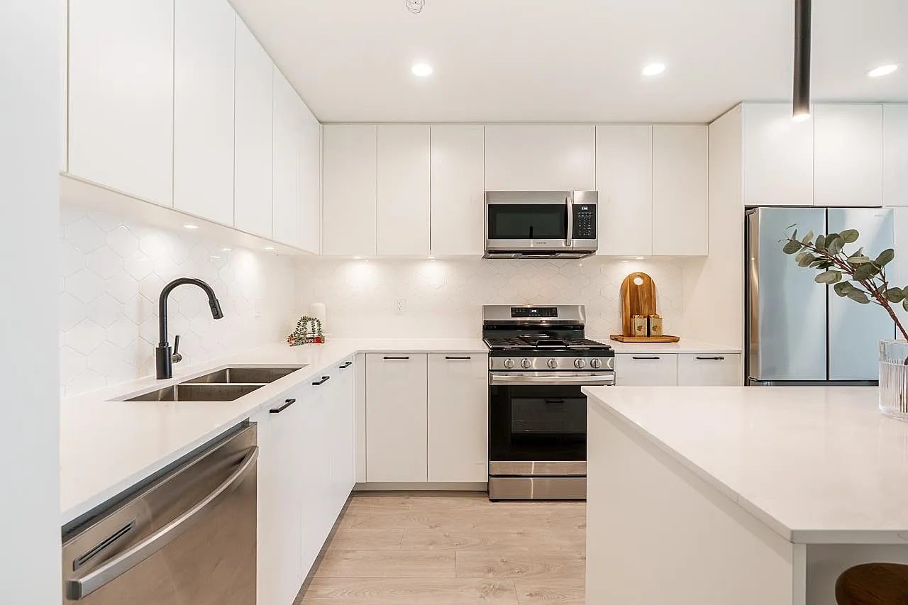 8380 200a St #G408 photo 1