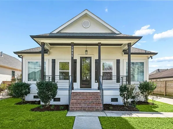 1925 Mehle St, Arabi, LA 70032